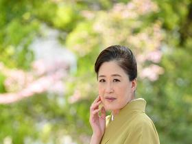 六十前後の美人高齢婦人　8時間　サンプル画像03